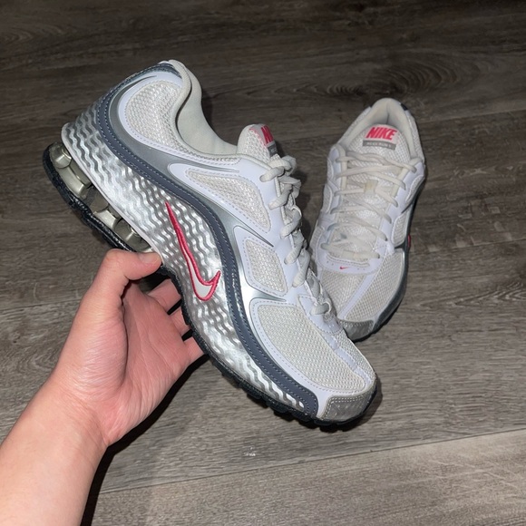 Nike Reax Run white pink silver shoes - Picture 1 of 6